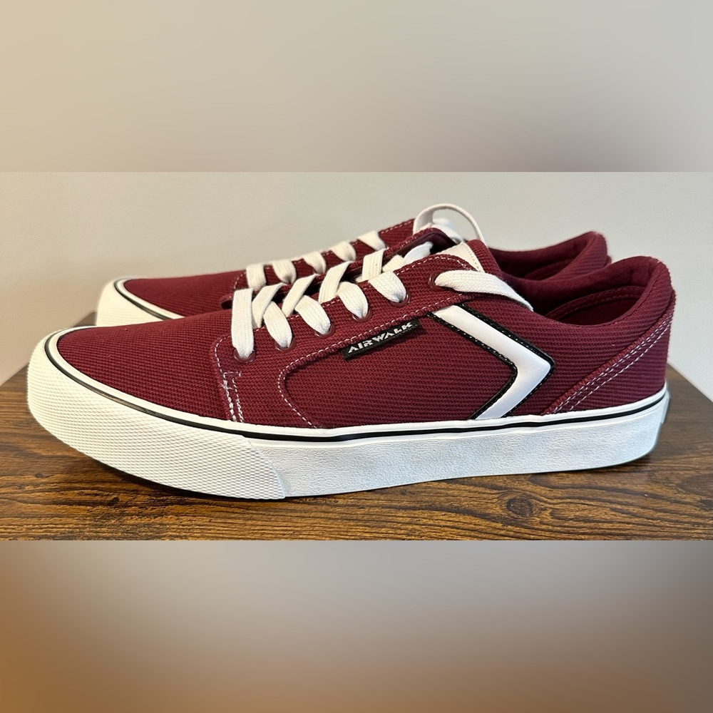 Airwalk Men’s Marace2-J Cabernet/White Sneaker NWT Size 10